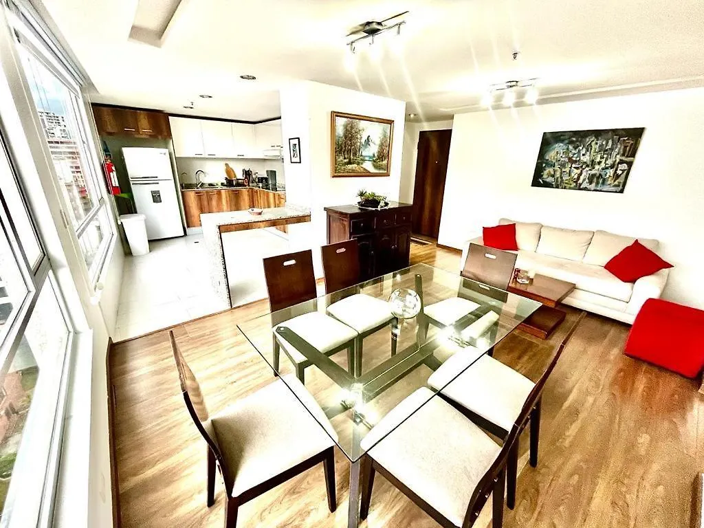 דירות Departamento De Lujo En La Carolina קיטו